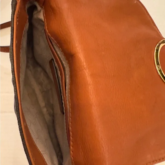 MICHAEL KORS Monogram Fulton Brown Signature Flap Chain Leather Crossbody Bag - Picture 7 of 9